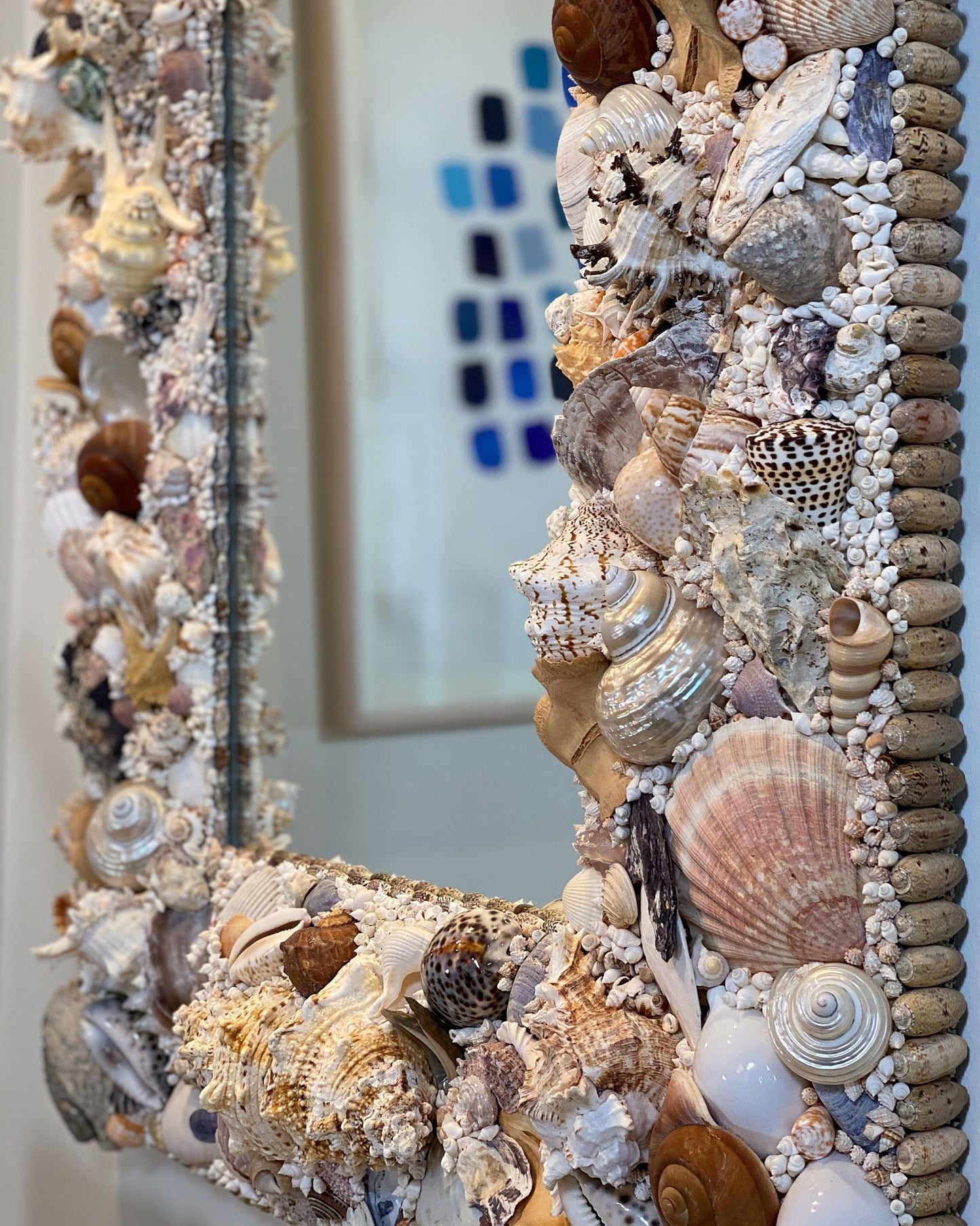 HEART OF THE OCEAN | Shell mirror, 1 of 1 | Shellman | Amsterdam | Natural art from sea and beach