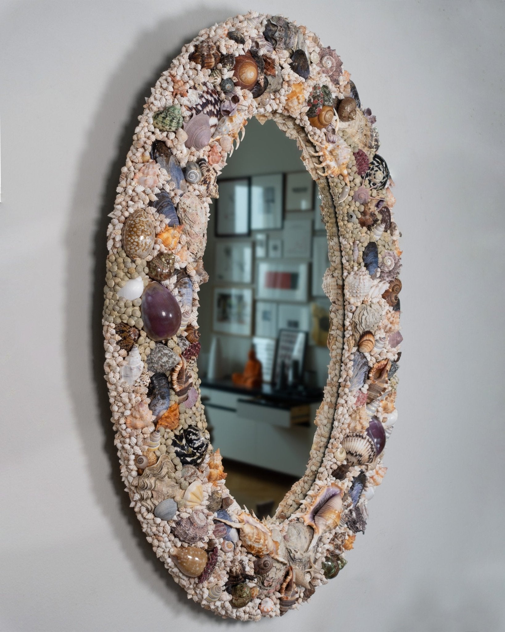 OVOID | Shell mirror, 1 of 1 | Shellman | Amsterdam | Natural art from sea and beach