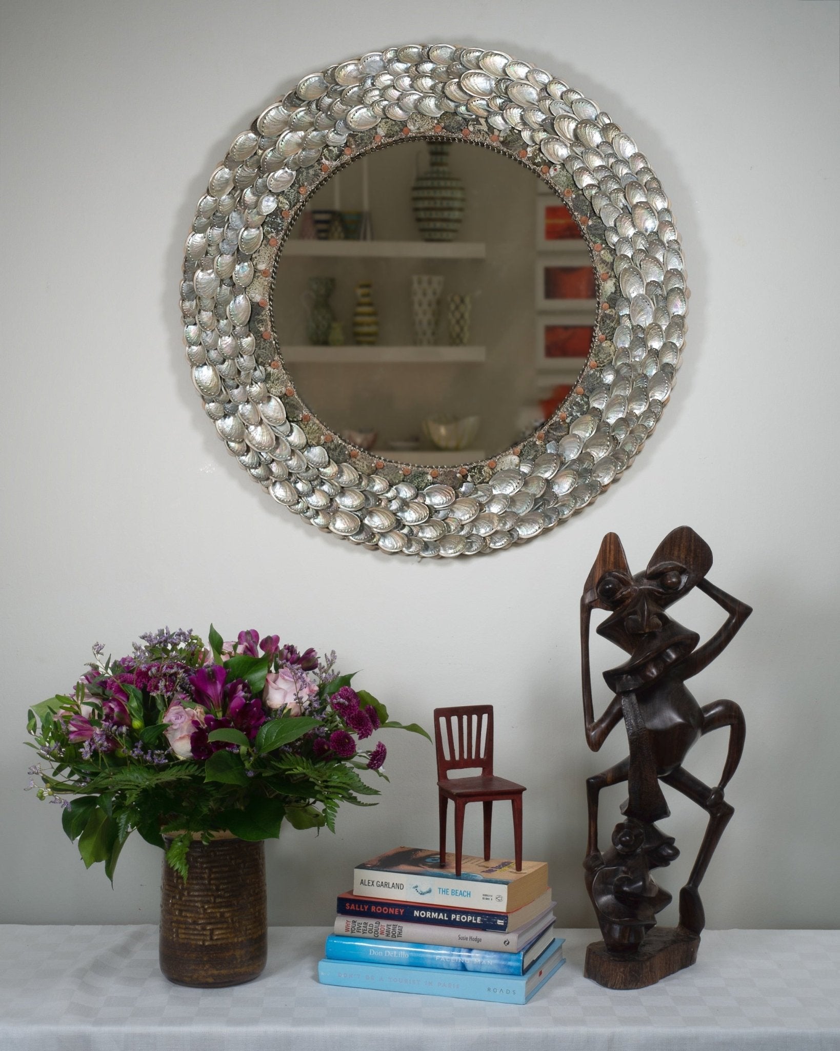 RED TOPS | Shell mirror, 1 of 1 | Shellman | Amsterdam | Natural art from sea and beach