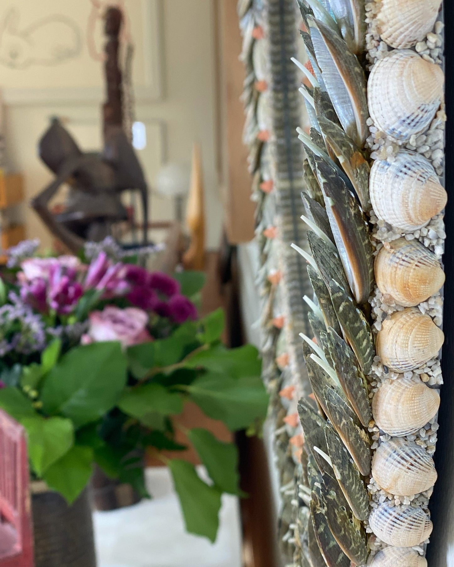 RED TOPS | Shell mirror, 1 of 1 | Shellman | Amsterdam | Natural art from sea and beach