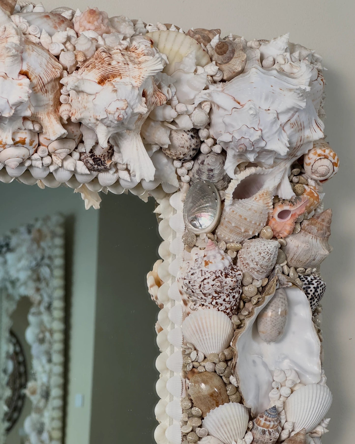 WINTER SOLSTICE | Shell mirror | Shellman | Amsterdam | Natural art from sea and beach