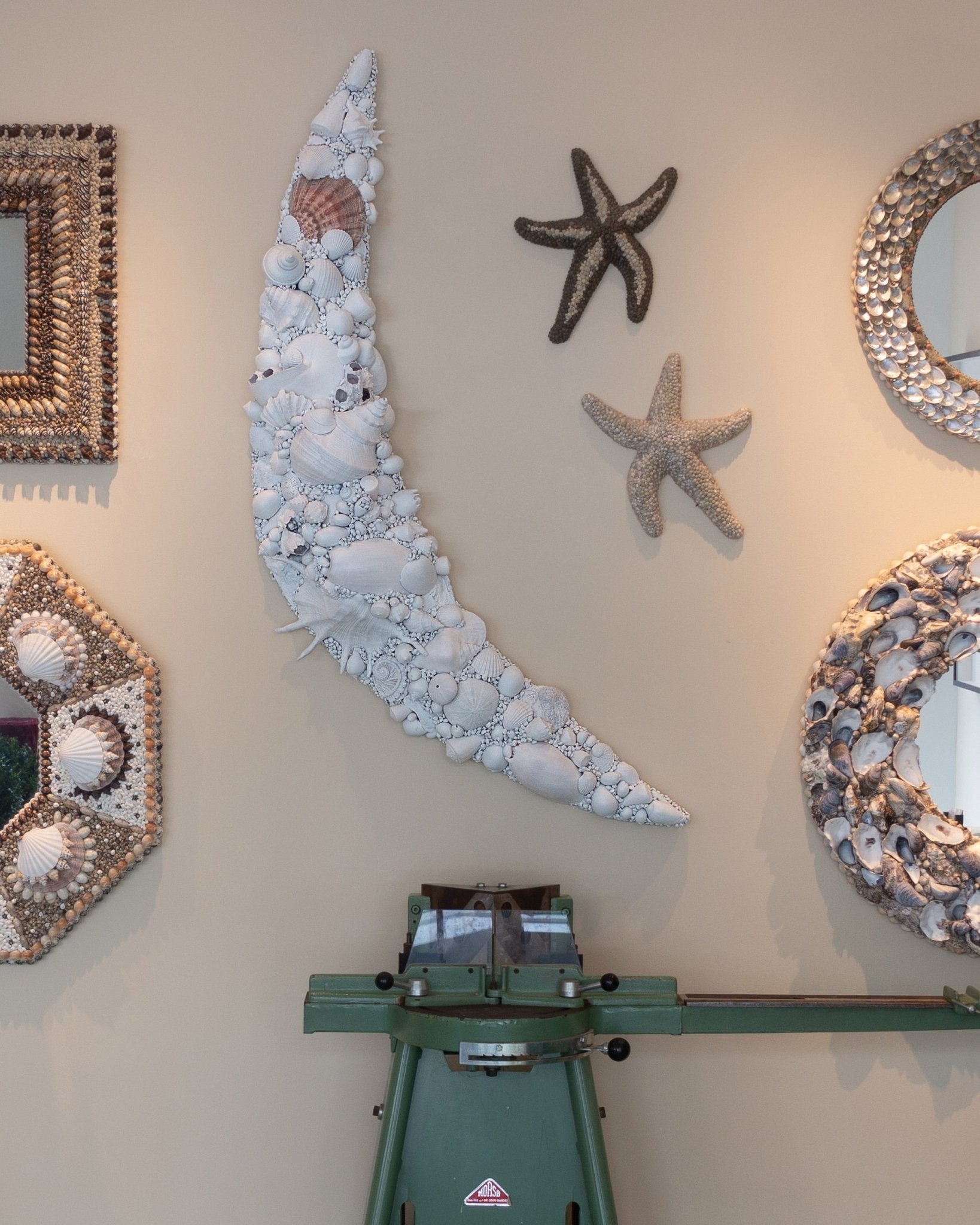 CRESCENT MOON | Wall decoration, 1 of 1 | Shellman | Amsterdam | Natural art from sea and beach