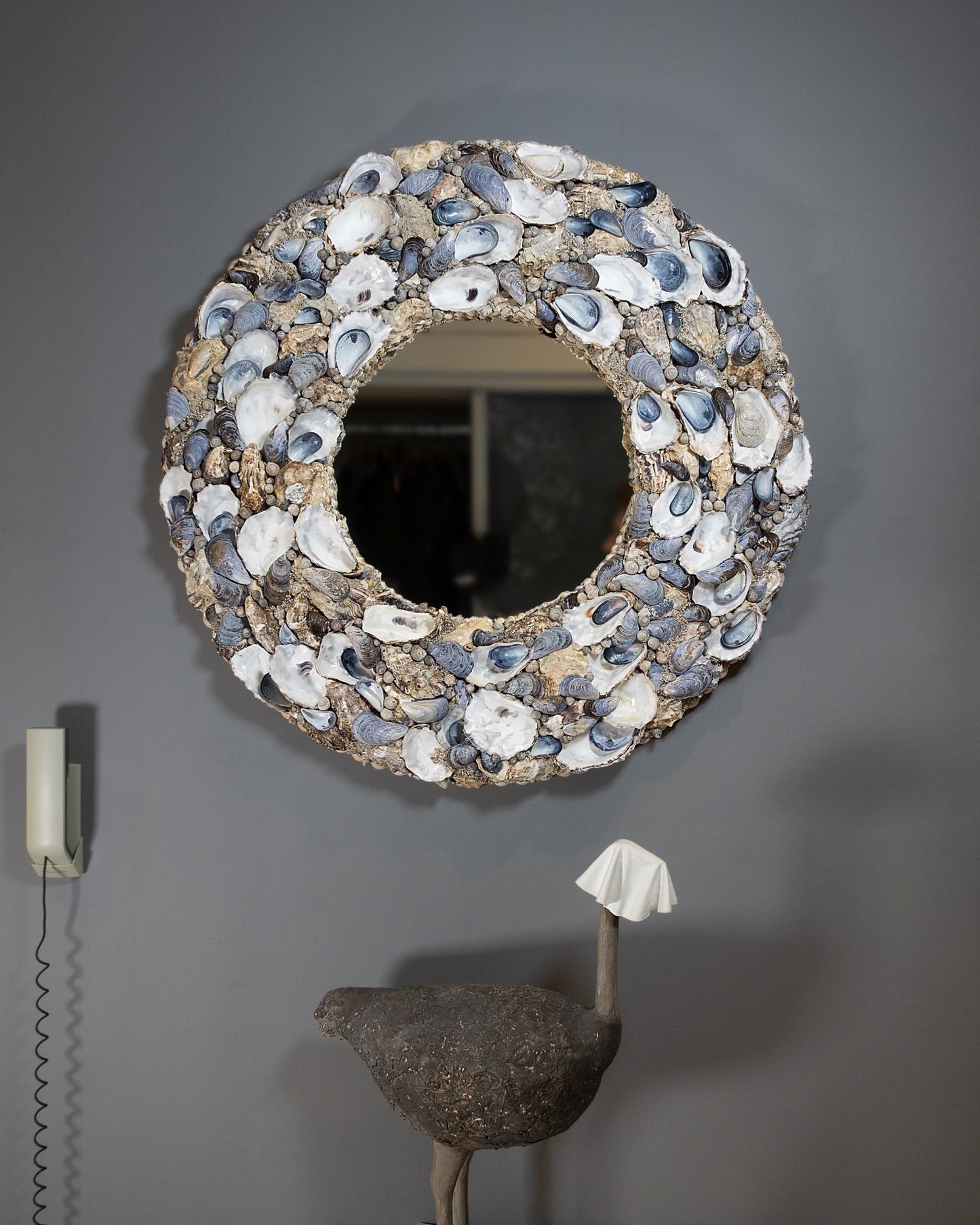 ROUND LITTORINA | Shell mirror, 1 of 1 | Shellman | Amsterdam | Natural art from sea and beach