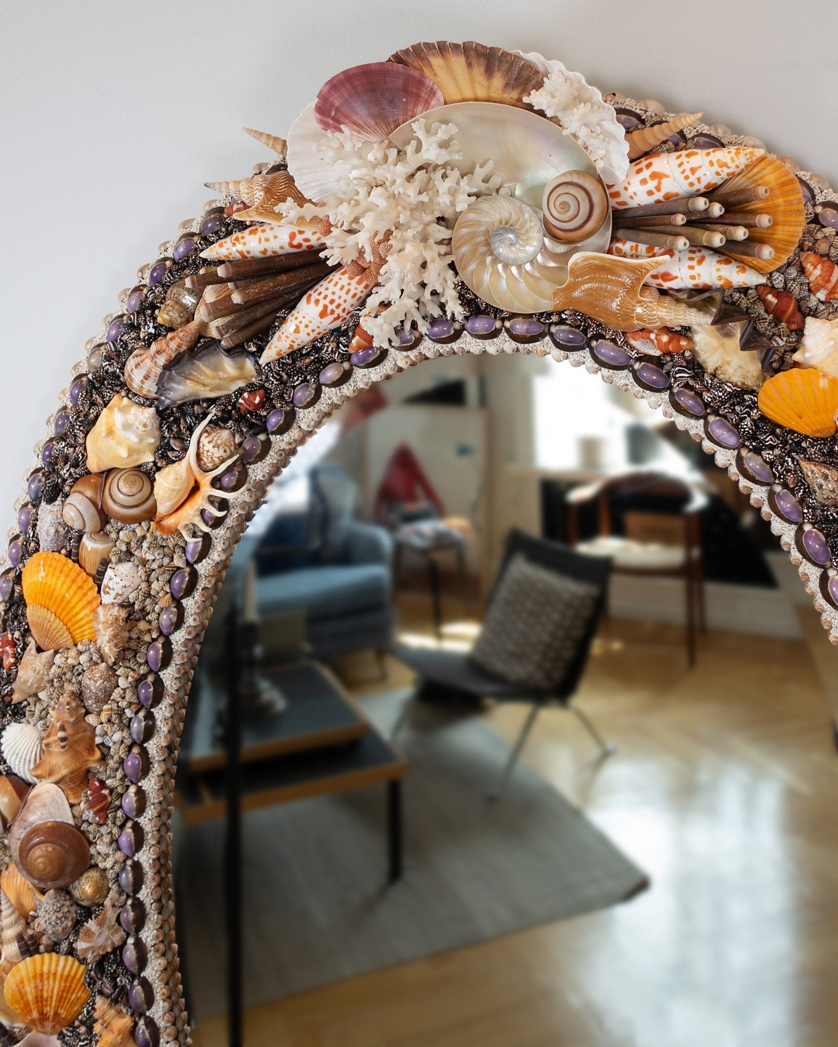 THE NEW BLACK | Shell mirror, 1 of 1 | Shellman | Amsterdam | Natural art from sea and beach